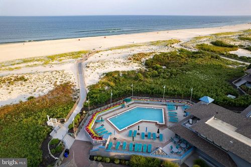 c1001-1001 Oceanfront, SHIP BOTTOM, NJ, 08008-6363 | Card Image
