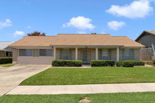 2103 Bordeaux Dr, Carrollton, TX, 75007-5502 | Card Image