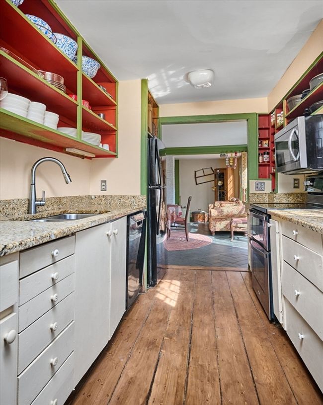 296 Main St, House other with 4 bedrooms, 3 bathrooms and 4 parking in Plainfield MA | Image 17