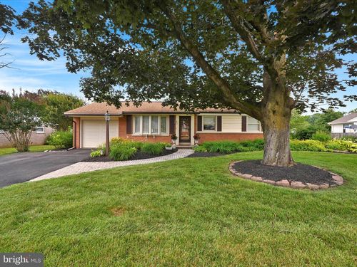 122 Shannon Dr, LANCASTER, PA, 17603-7046 | Card Image
