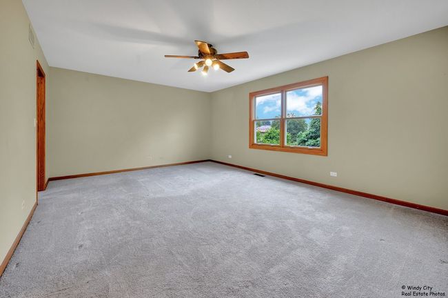 646 Schooner Ln, House other with 4 bedrooms, 3 bathrooms and 2 parking in Elk Grove Village IL | Image 18