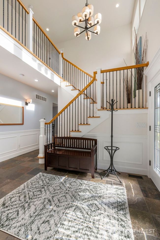 6817 Picnic Point Rd, House other with 5 bedrooms, 4 bathrooms and 3 parking in Edmonds WA | Image 11