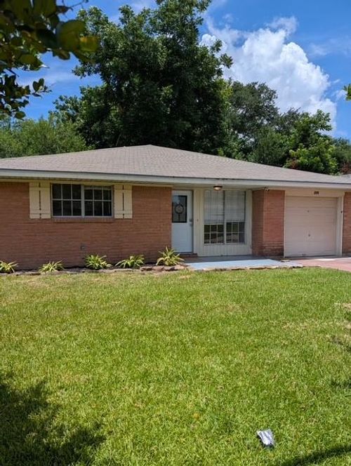 229 S Fulton St, Texas City, TX, 77591-3808 | Card Image