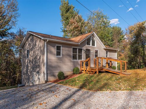 286 Keith Dr, Canton, NC, 28716-9505 | Card Image