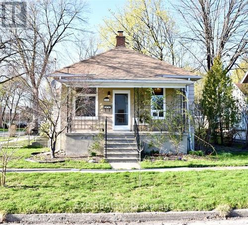 408 Cromwell St, Sarnia, ON, N7T3Z1 | Card Image