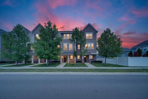 67-2500 Normandy Rd, Royal Oak, MI, 48073-1882 | Card Image