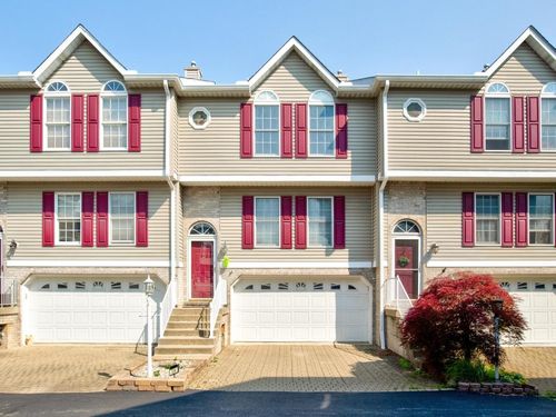 334 Brohios Dr, Monaca, PA, 15061-3025 | Card Image