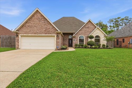 102 Remington Cir, Lumberton, TX, 77657-9230 | Card Image