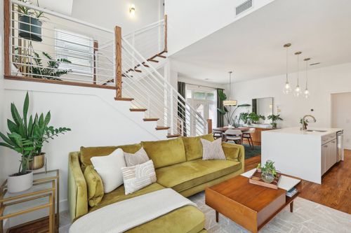 395 Monroe St, Nashville, TN, 37208-2755 | Card Image