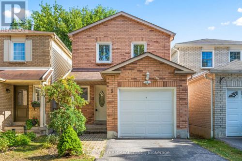 9 Schilling Court, Whitby (Pringle Creek), ON, L1N8X7 | Card Image