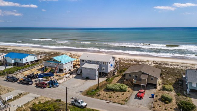 WEST - 2003 Ocean Dr, Townhouse with 4 bedrooms, 3 bathrooms and null parking in Emerald Isle NC | Image 50