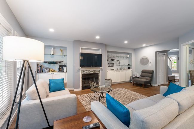 1452 Stevens St, Townhouse with 3 bedrooms, 3 bathrooms and 5 parking in White Rock BC | Image 7