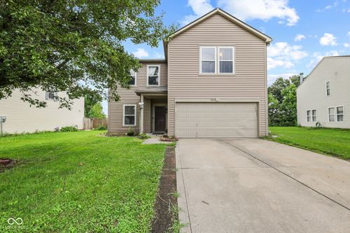 8662 Belle Union Dr, Camby, IN, 46113-8233 | Card Image