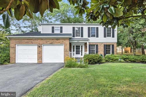 10820 Estate Ct, Fairfax, VA, 22030-3059 | Card Image