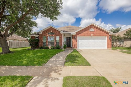 301 Deer Chase, Victoria, TX, 77901-3810 | Card Image