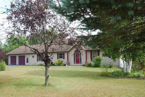 3065 River Rd, Grand Rapids, MN, 55744-8356 | Card Image