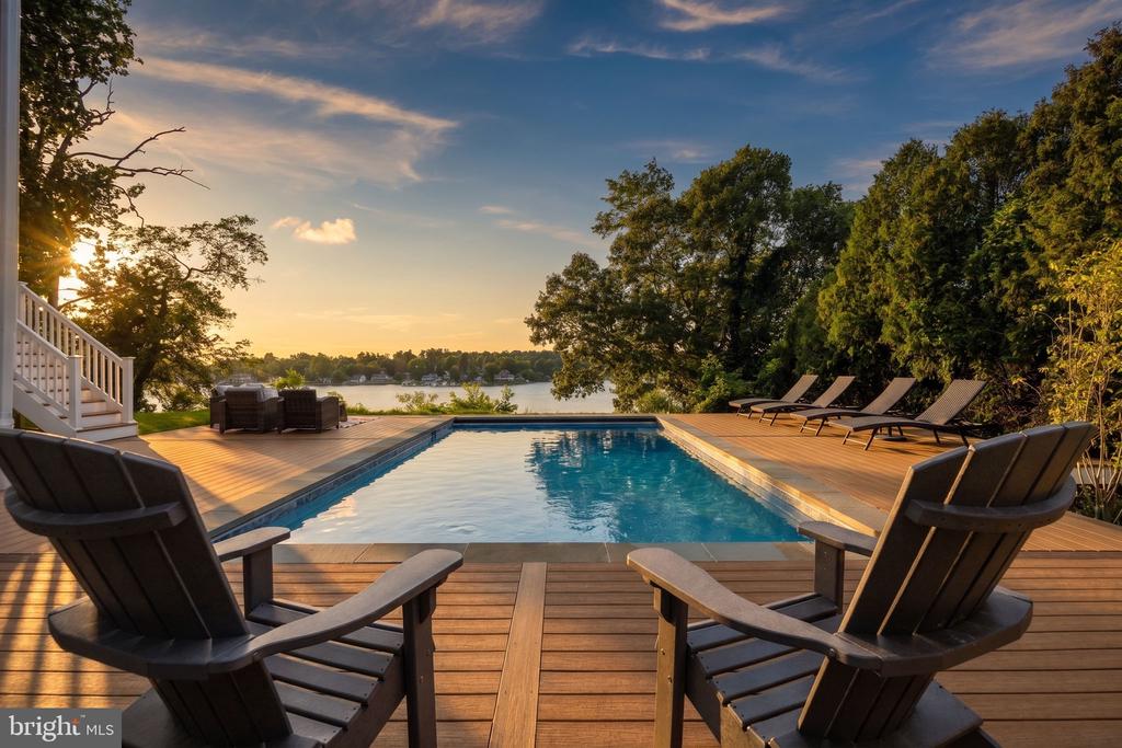 Residential in ANNAPOLIS 4