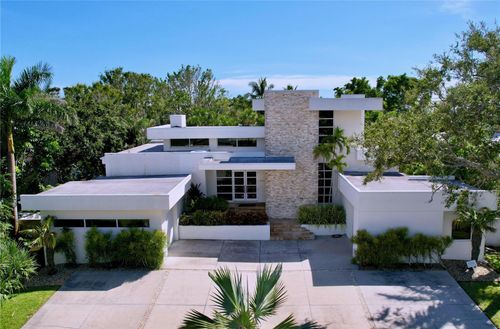 1347 Harbor Dr, SARASOTA, FL, 34239-2013 | Card Image