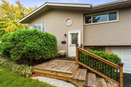 124 E Calvary Rd, Duluth, MN, 55803 | Card Image