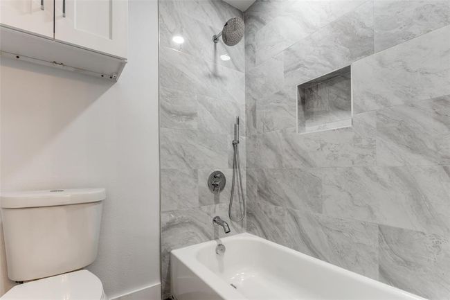 Secondary bath | Image 26