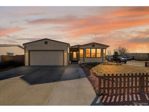 689 Willow Dr, Brighton, CO, 80603-5793 | Card Image