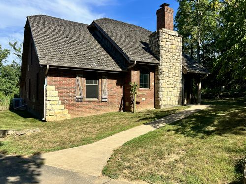 646 Rosewood Dr, Branson, MO, 65616-8791 | Card Image