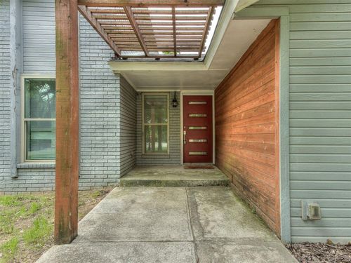 700 Turtle Creek Dr, Choctaw, OK, 73020-7432 | Card Image