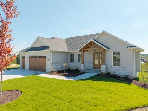 5402 Wild Horse Ct, COLUMBIA, MO, 65201-1301 | Card Image