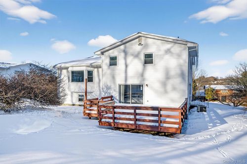 32 Amy Todt Dr, Monroe, NY, 10950-3725 | Card Image