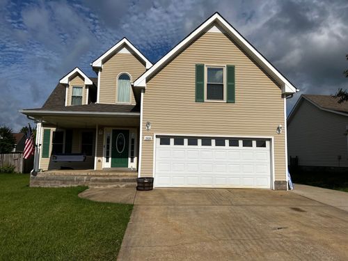 3624 Aurora Dr, Clarksville, TN, 37040-2553 | Card Image