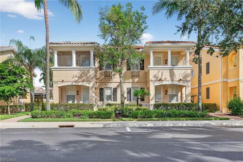 28713 Alessandria Cir, BONITA SPRINGS, FL, 34135-8277 | Card Image