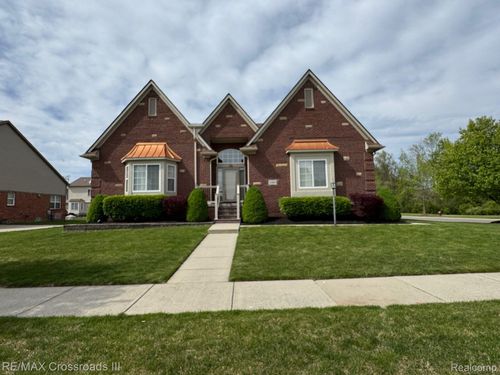13691 Basswood Cir, Van Buren Township, MI, 48111-2016 | Card Image