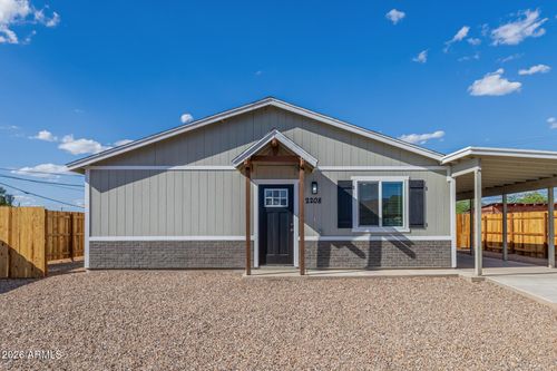 2208 E Alta Vista Rd, Phoenix, AZ, 85042-4625 | Card Image