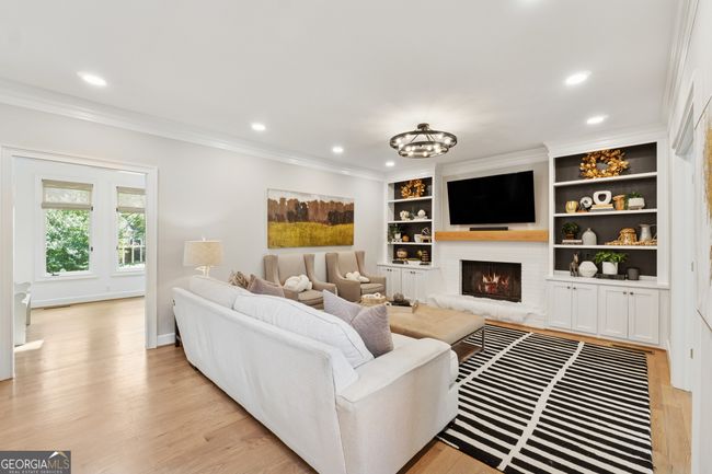 780 Mount Oglethorpe Trl, House other with 5 bedrooms, 5 bathrooms and 2 parking in Johns Creek GA | Image 10