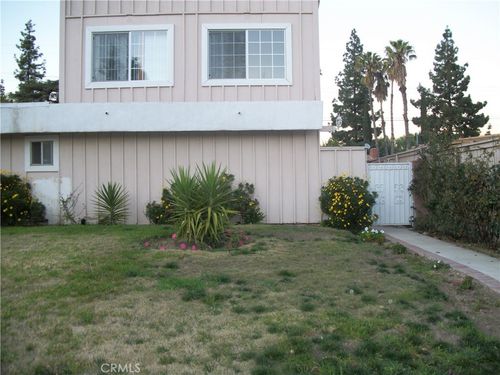 17537 17537 Tuba St., Northridge, CA, 91325 | Card Image