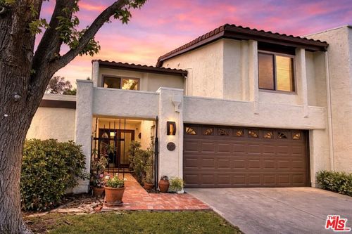 707 Shadow Lake Dr, Thousand Oaks, CA, 91360-2593 | Card Image