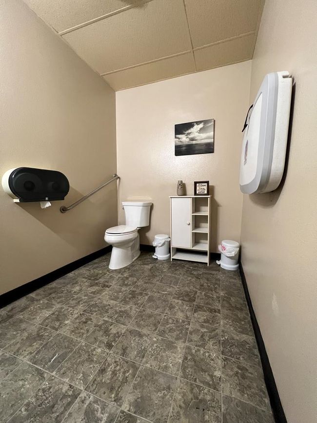 1004 Main Street, Home with 0 bedrooms, 2 bathrooms and null parking in Manson IA | Image 28