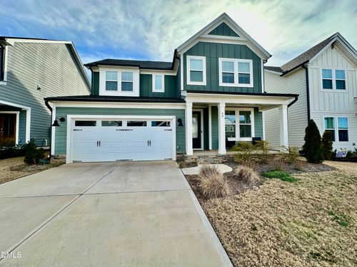 99 Daybreak Way, Fuquay-Varina, NC, 27526-4367 | Card Image