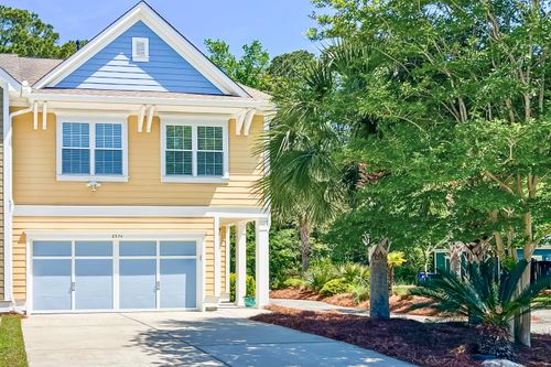 2574 Kings Gate Ln, Mount Pleasant, SC, 29466-8223 | Card Image