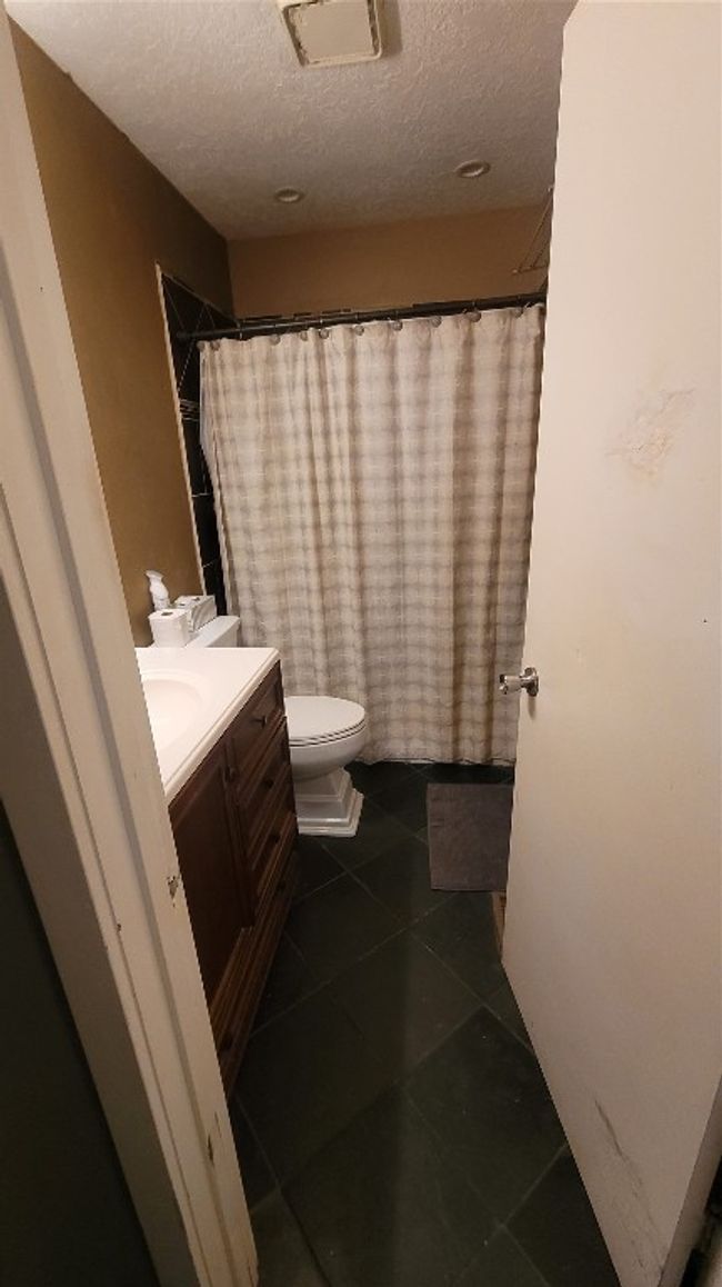 12410 Twin Creek Rd, House other with 5 bedrooms, 3 bathrooms and 6 parking in Manchaca TX | Image 8