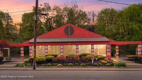 381 N 9th Ave, Scranton, PA, 18504-2005 | Card Image