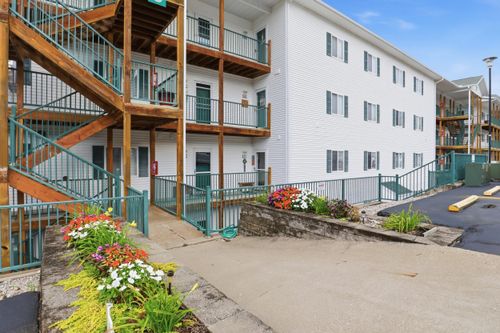 2f-440 Cedar Heights Dr, Camdenton, MO, 65020-8723 | Card Image