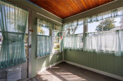 805 Main St, House other with 3 bedrooms, 1 bathrooms and 4 parking in Port Dover ON | Image 3