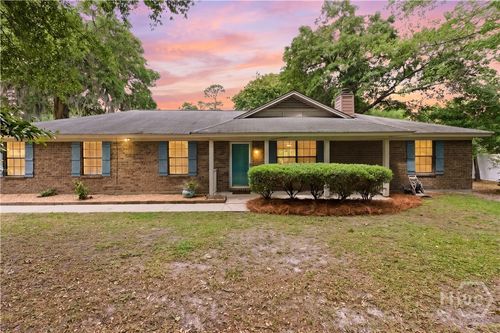 201 Blue Heron Dr, Savannah, GA, 31410-2450 | Card Image