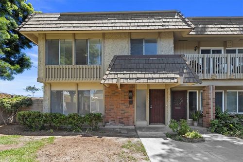 10473 Smoke River Ct, Fountain Valley, CA, 92708-5948 | Card Image