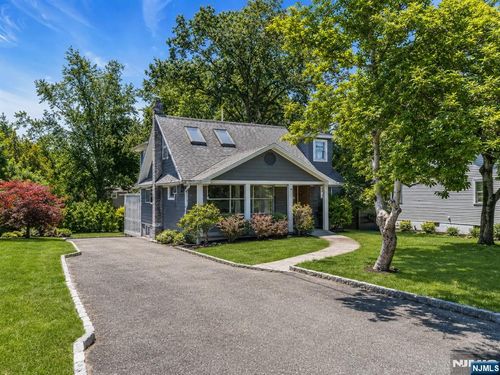 244 Westville Ave, West Caldwell, NJ, 07006-7436 | Card Image
