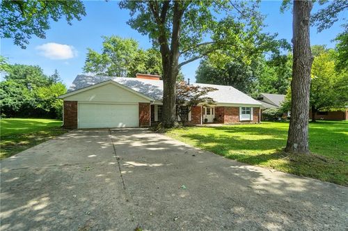 2217 Westlawn Dr, Dayton, OH, 45440-2033 | Card Image