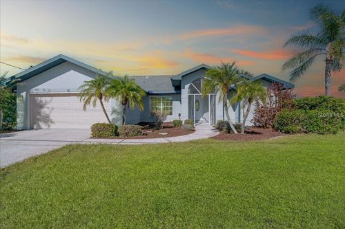 527 Rotonda Cir, ROTONDA WEST, FL, 33947-2041 | Card Image