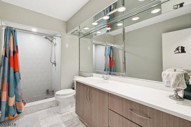 APT-518 - 1 Claridge Dr, House other with 2 bedrooms, 2 bathrooms and null parking in Verona NJ | Image 13