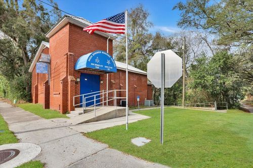 18616 Nw 241st St, HIGH SPRINGS, FL, 32643-6364 | Card Image